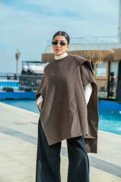 شال جوخ باللون البني C:J2730 Brown